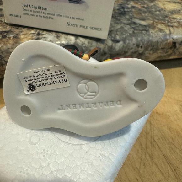 Dept 56 - Picture 2 of 5